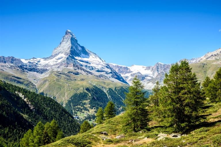 Höhepunkte der Schweiz - Grand Train Tour ©Simon Dannhauer/adobestock